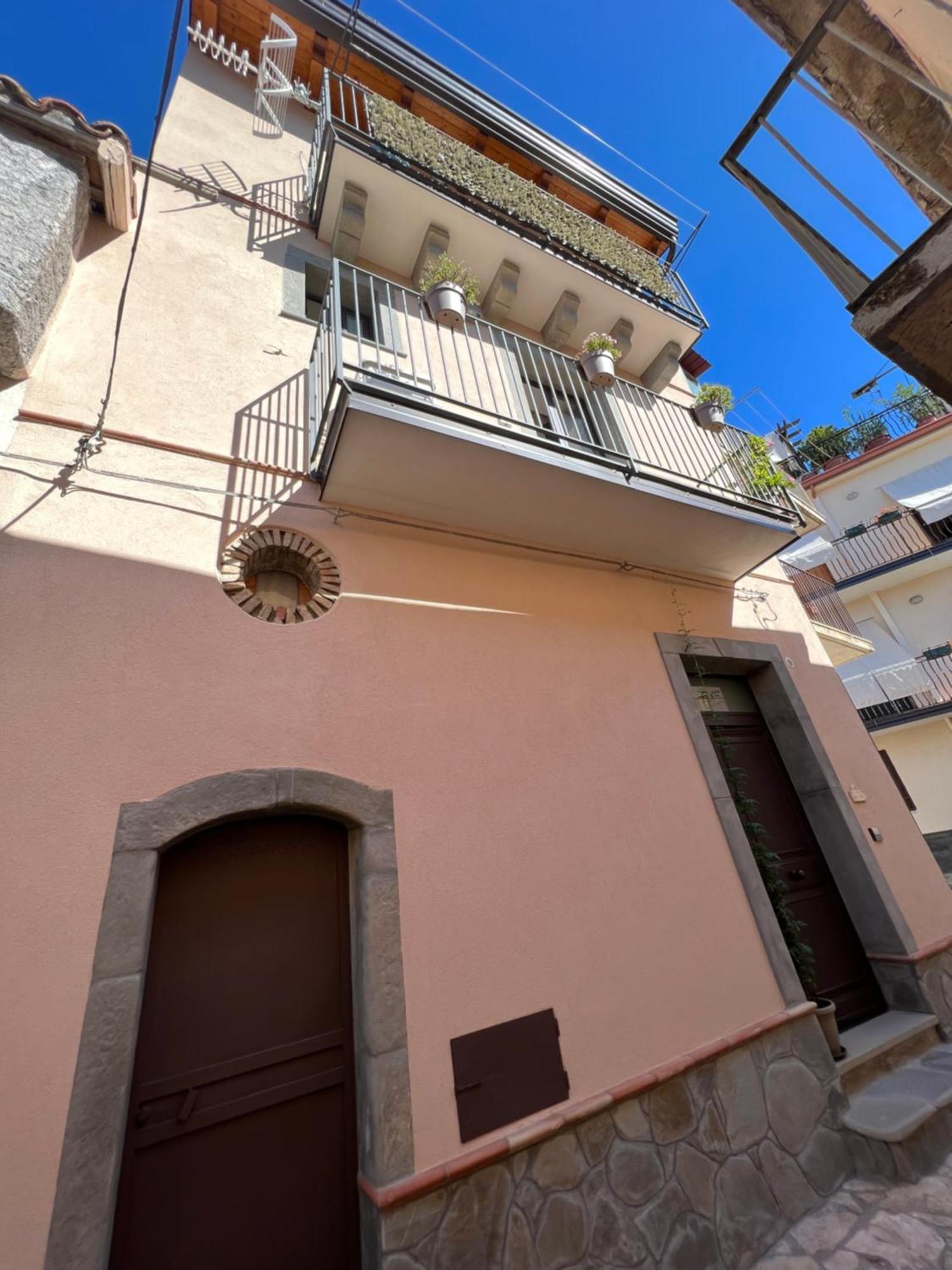 Casa Belvedere Motta Camastra Gole Alcantara Exteriér fotografie