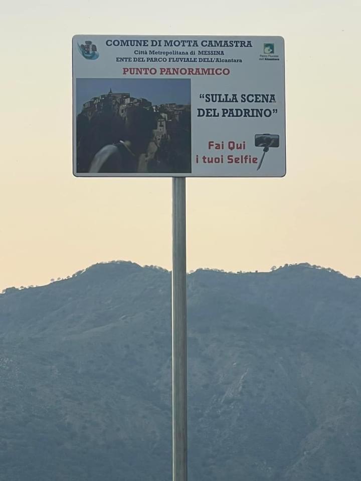 Casa Belvedere Motta Camastra Gole Alcantara Exteriér fotografie