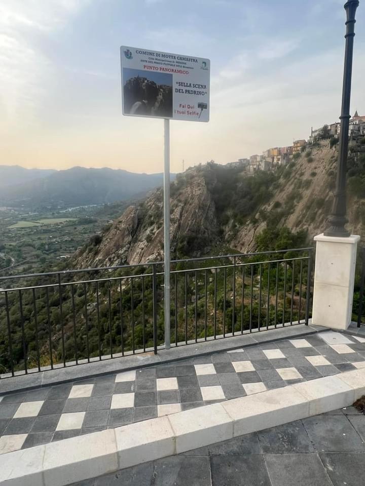 Casa Belvedere Motta Camastra Gole Alcantara Exteriér fotografie